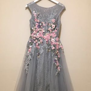 Royal Queen Collection Dress Size 6